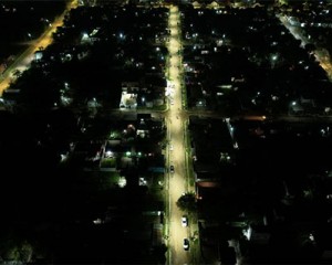 Las obras no se detienen: nueva iluminación en calle El Aromito