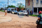 Investigan una colisión entre un automóvil y una motocicleta