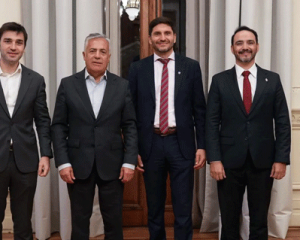 Valdés y Pullaro instaron a seguir fortaleciendo las gestiones comunales