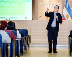 Directores de Niñez y Familia de toda la provincia se capacitan para brindar un mejor servicio a la comunidad