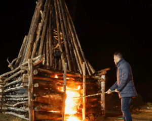 Valdés encendió el fogón que dio inicio al Festival Internacional del Guiso
