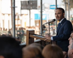 Valdés acompañó el aniversario de Santo Tomé y destacó su potencial estratégico y productivo