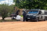 Allanamiento en el barrio bajo flores de mercedes: cuatro detenidos y secuestro de marihuana, una notebook y tres motos