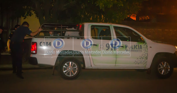 Por Un Faso Una Persona Se Subió Al Techo Y Amenazaba Con Matarse.-