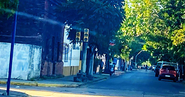 Precaución: No funciona el semáforo de calle José María Gómez