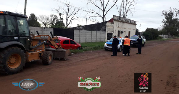 Perdió el control y termino en la cuneta