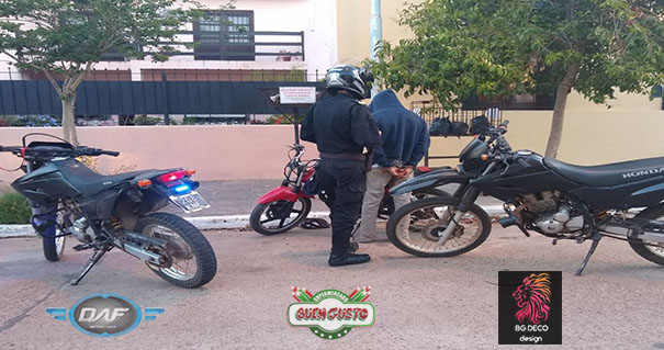 La policía demora a varias personas y a aun menor